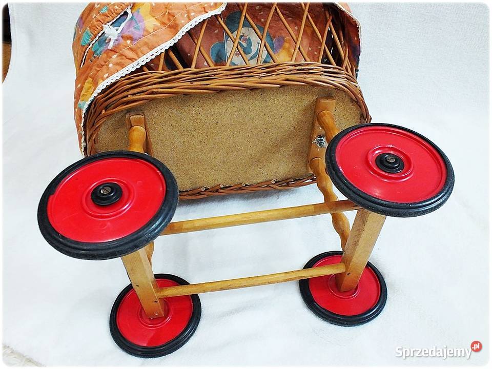 Stary Wózek wiklinowy lalek z lat 70 Idealny do Pozostałe lubuskie Żary