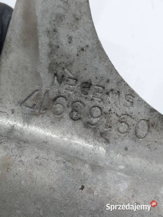 ŁAPA WSPORNIK 09163917 28 29 BITURBO T6 Volvo Zawieszenie silnika