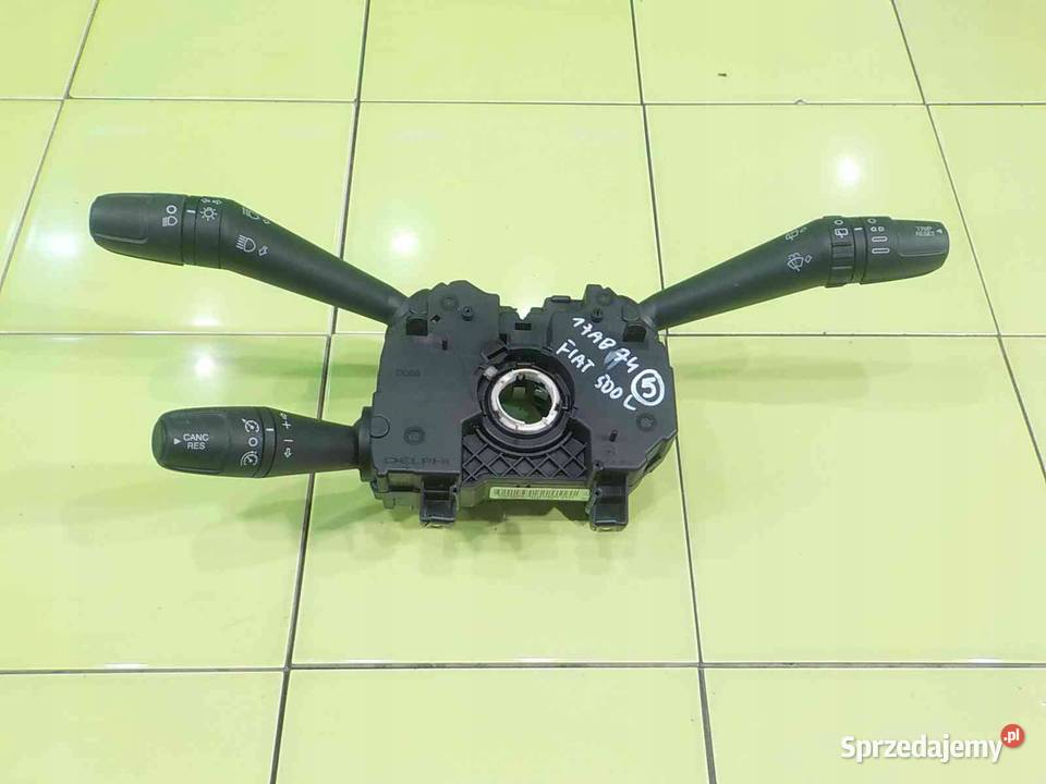 FIAT 500L 14r 5D przelacznik zespolony 28408374 Suków