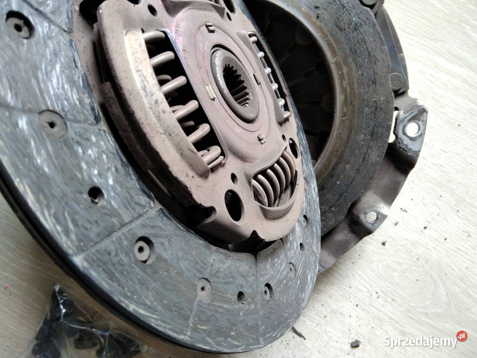 Sprzęgło tarcza docisk Mitsubishi space runner Krośniewice