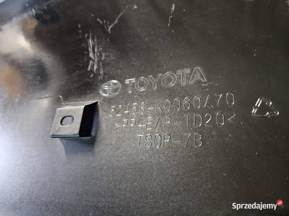 TOYOTA YARIS IV 4 DYFUZOR SPOILER ZDERZAKA TYŁ Spoilery Międzychód sprzedam