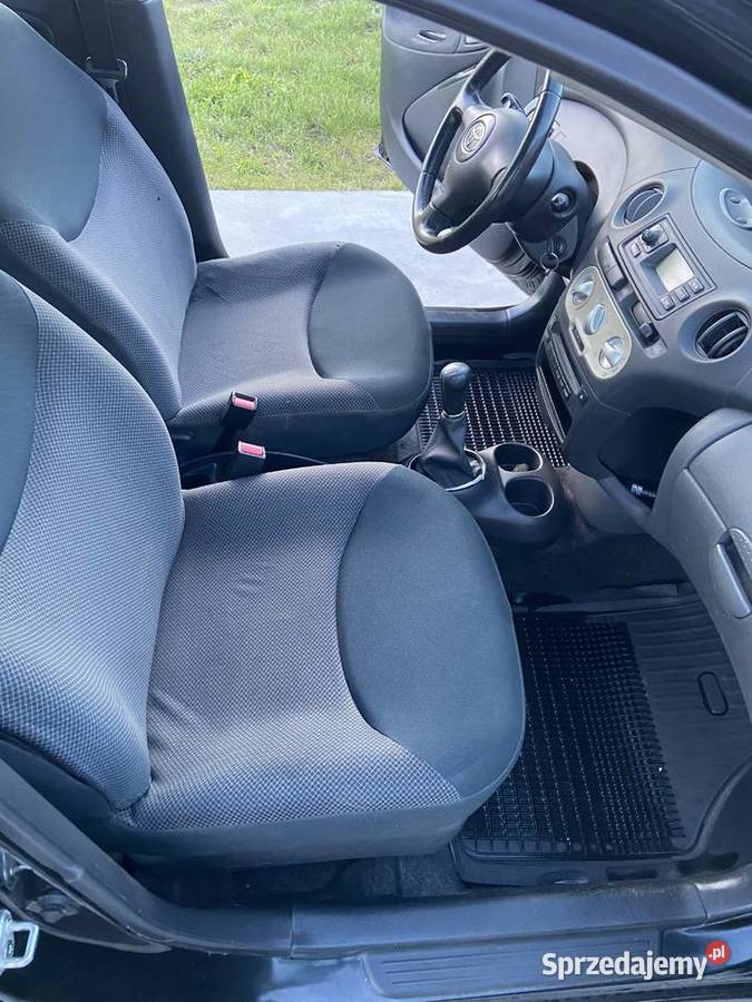 Toyota yaris Konstantynów sprzedam