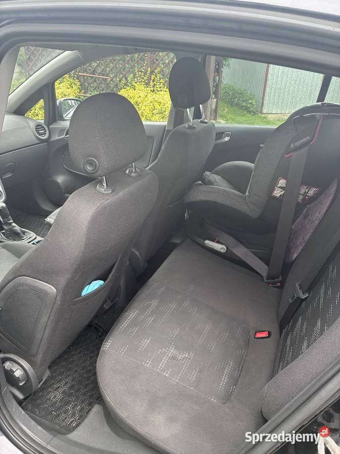 Opel Corsa 2011 r Benzyna Corsa wielkopolskie Kalisz sprzedam