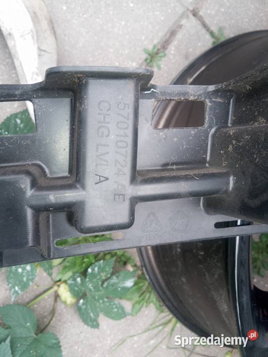 Grand Cherokee WK2 wzmocnienie absorber zderzaka automatyczna Łódź sprzedam