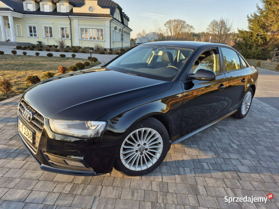 Audi A4 xenon led navi chromy ładny sedan B8 klimatyzacja