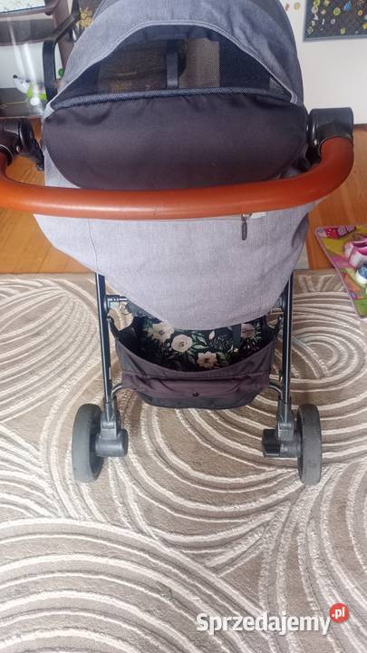 Sprzedam wózek spacerowy Cieszanów
