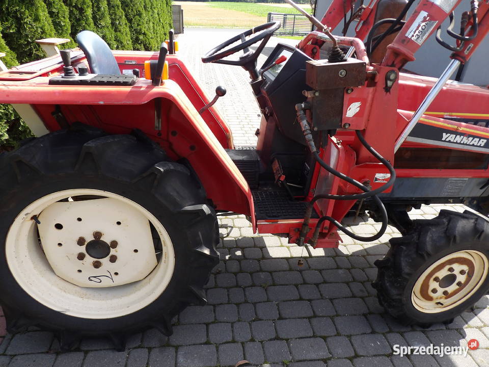 Yanmar F20 4x4 20 ładowacz TUR mini traktor Włoszakowice