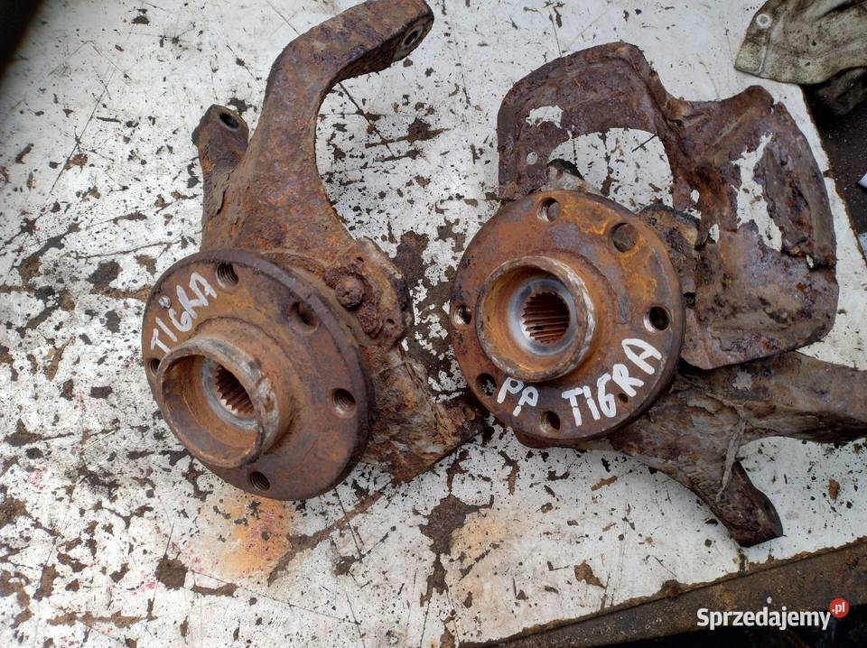 OPEL TIGRA A 14 16V piasta przód zwrotnica prawa osobowe Kielce