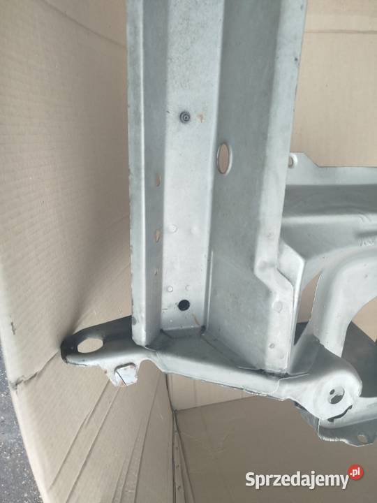 Fiat uno MK1 pas przedni Ryn