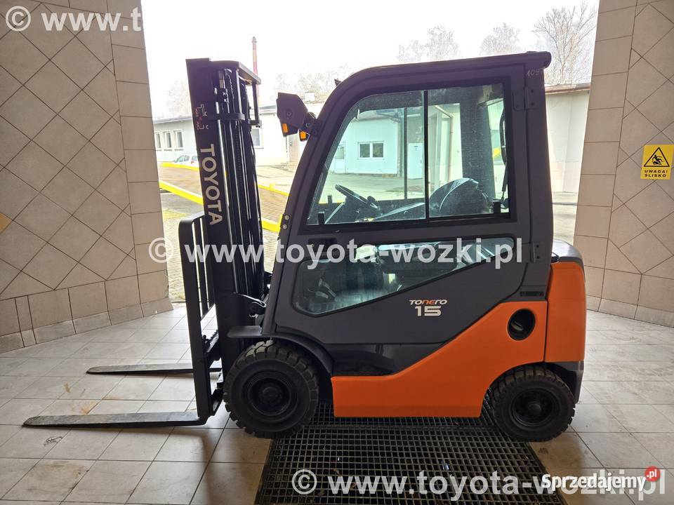Wózek widłowy TOYOTA 8FDF15 KABINA 1800 mth diesel śląskie Mysłowice sprzedam
