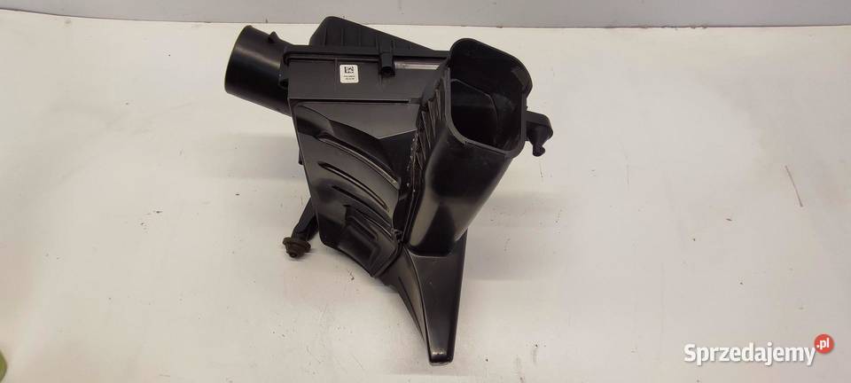 VOLVO XC40 OBUDOWA FILTRA POWIETRZA HYBRID osobowe sprzedam