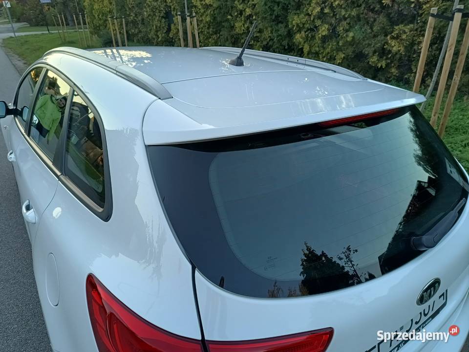 KIA Ceed 14 Benzyna 2016 Bezwypadkowa stan 32 immobilizer Pabianice