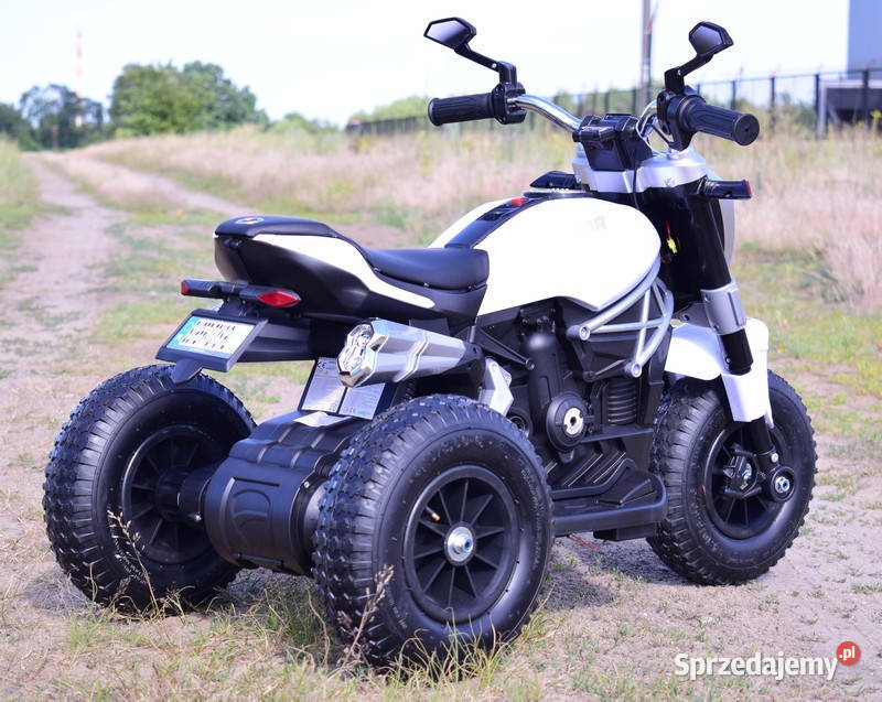 BAWIBUS auto motorek WIELKI MOTOR ŚCIGACZ Myszków