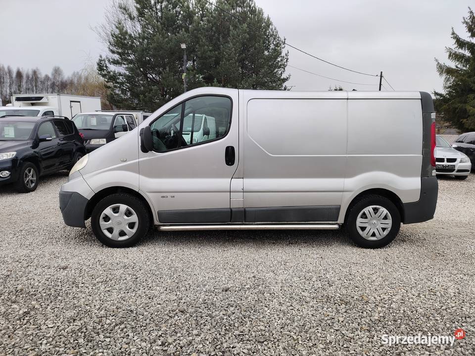 Renault Trafic 2010 r Smyków