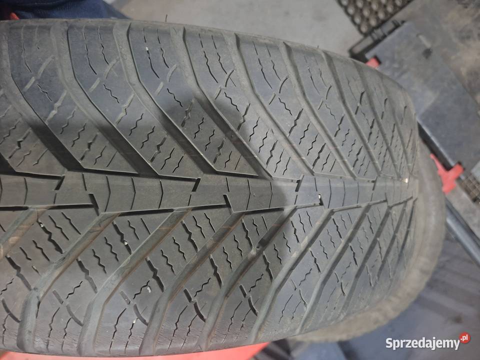 Komplet opon wielosezonowych do SUVa 55 Nietkowice