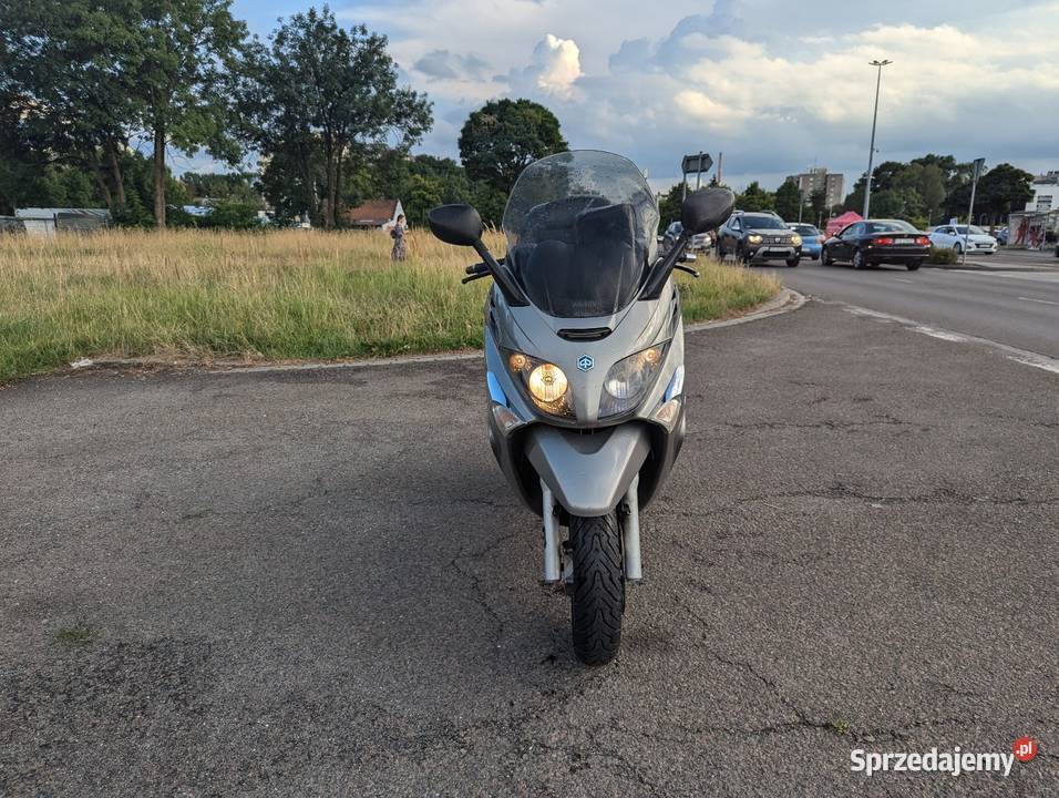 Skuter Piaggio XEVO 125 katB kufer motokoc