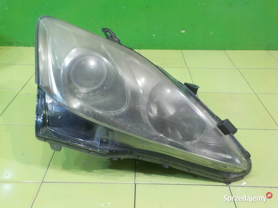 LEXUS IS II LIFT 25 B 10r SEDAN 4D lampa prawa osobowe Suków