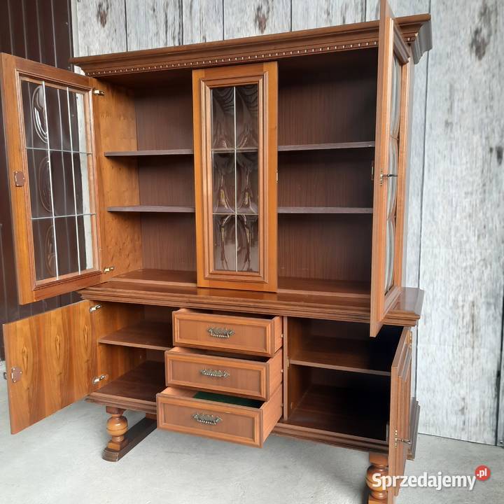 witryna na wysokich nóżkach 421