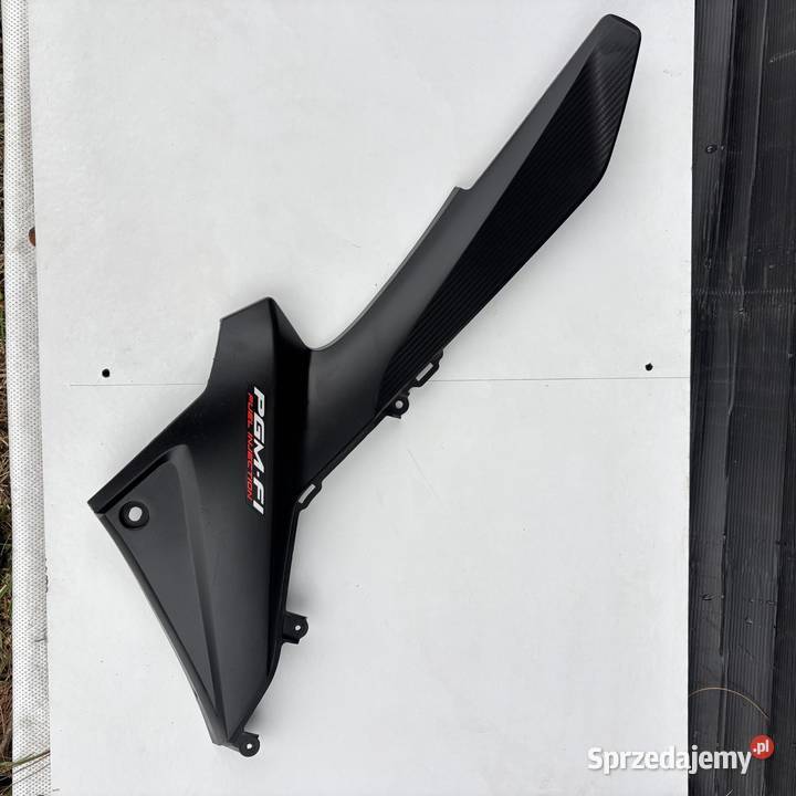 OWIEWKA PRAWA BOCZEK WYPEŁNIENIE HONDA CB 125 Radom