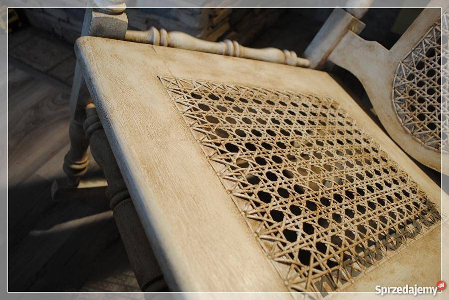 Fotel bujany stylizowany vintage drewniany