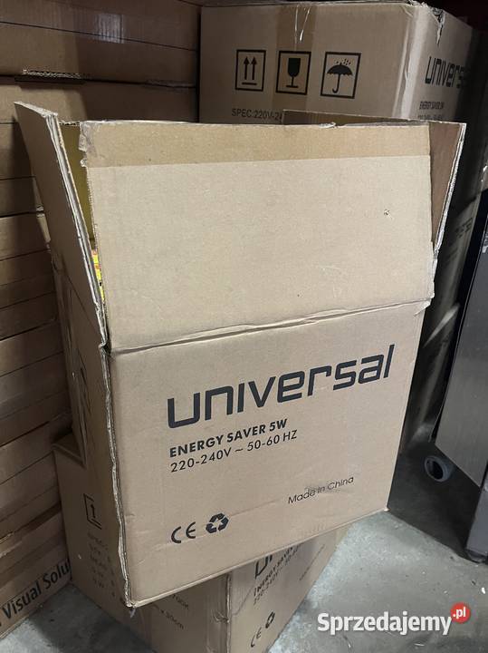 Karton 50 żarówek Universal