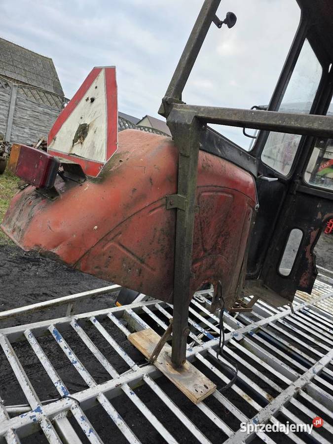 Kabina Ursus C360 z błotnikami Kunów Naglak