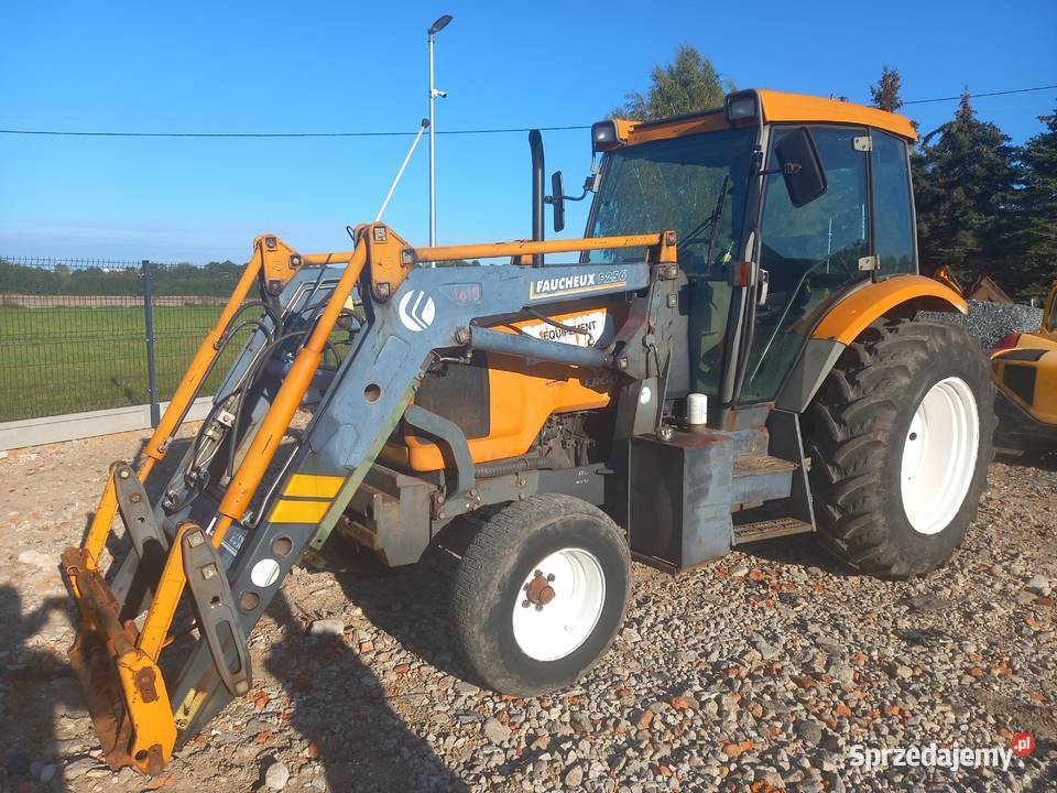 Renault Ergos z ładowaczem Faucheuxa case deutz