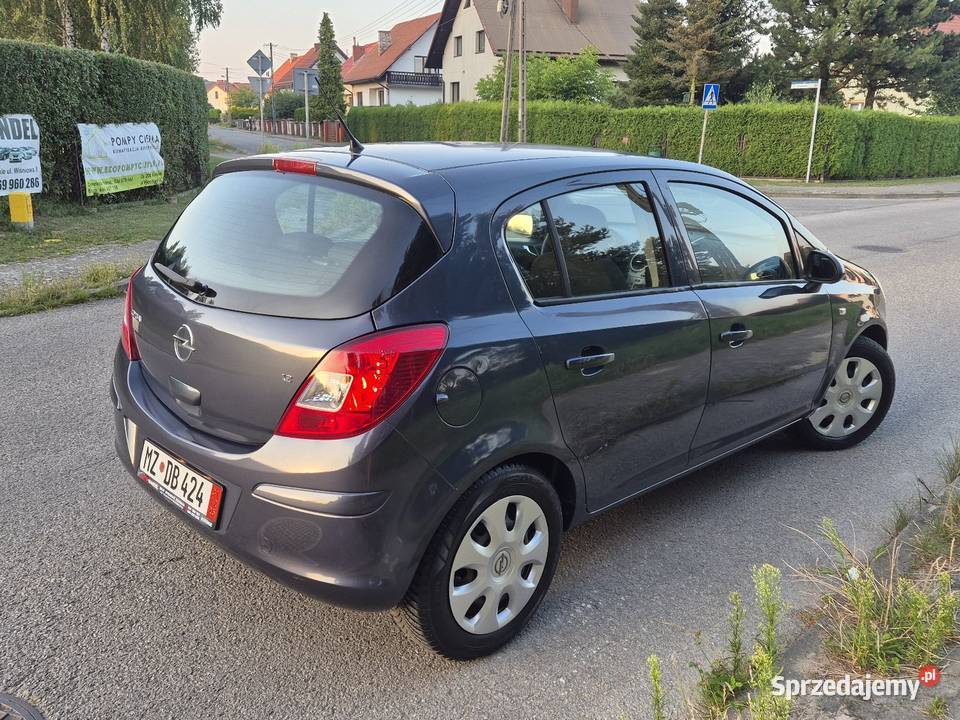 OPEL CORSA D 12B OPŁACONY Z NIEMIEC KLIMA isofix