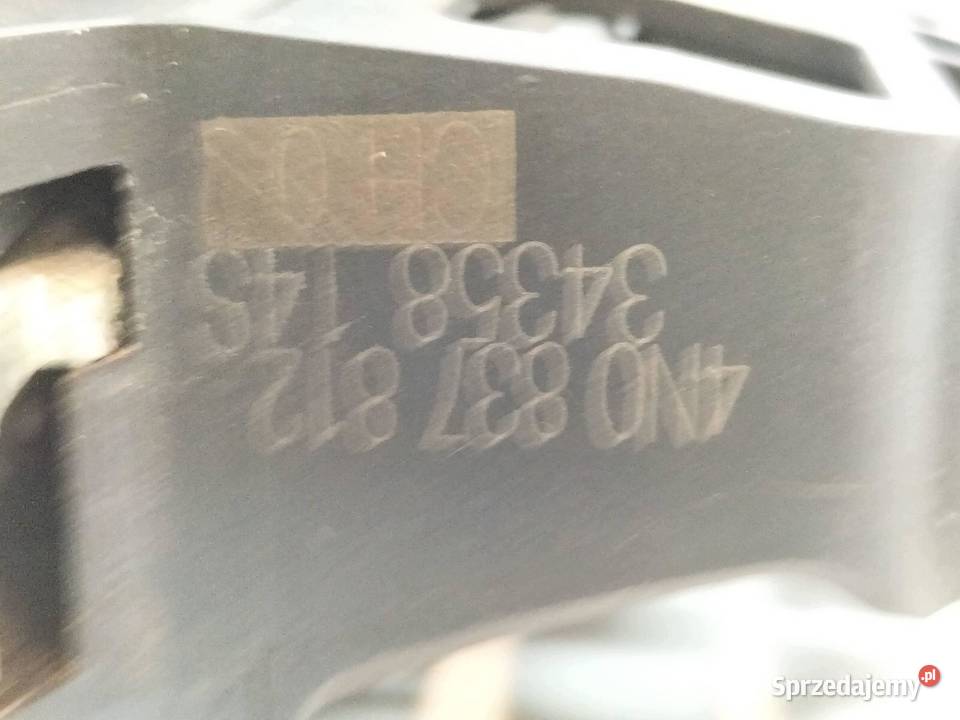KLAMKA ZEWNĘTRZNA PRAWA TYŁ LX7J 4N0837812 Audi