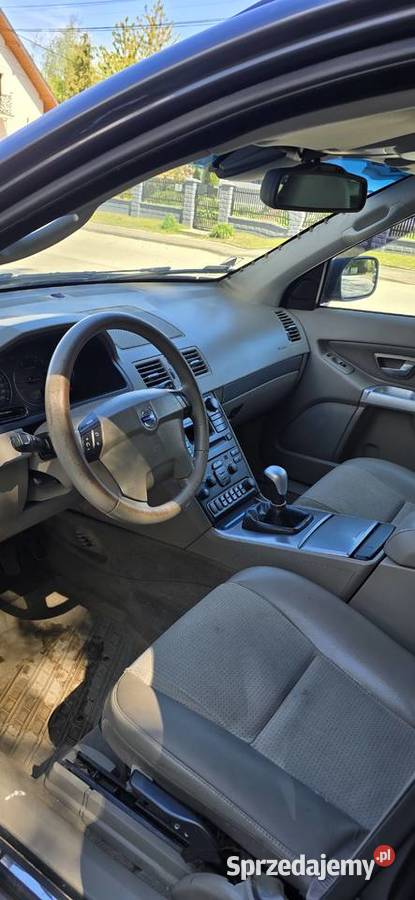 Volvo XC90 D5 lakier metallic Żabno