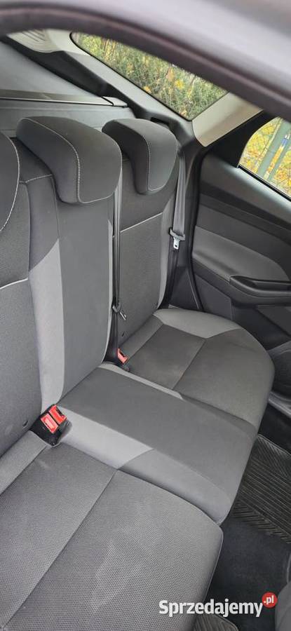 Fokus 20112012 1600 zwykła benzyna Super stan Wałbrzych sprzedam