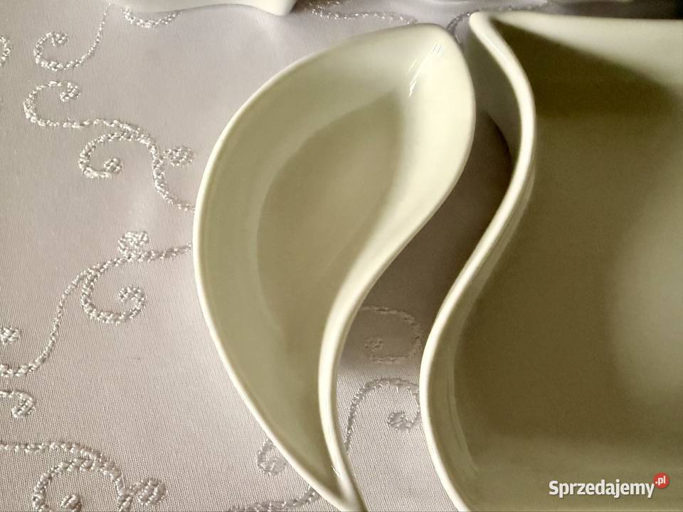 Zestaw porcelanowych salaterek i pater falistych Czerwionka-Leszczyny sprzedam