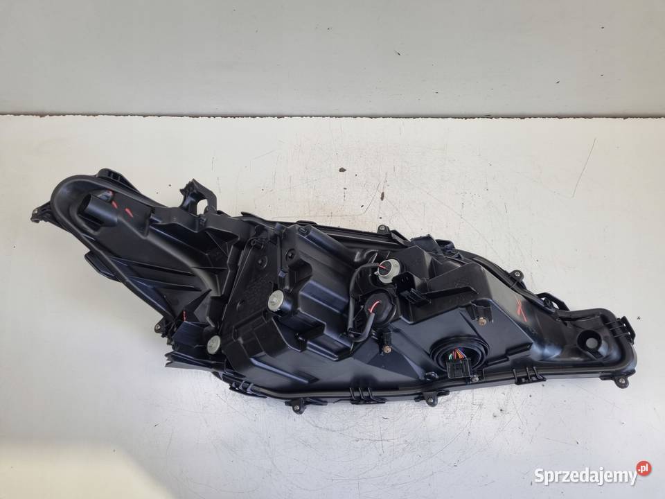 LAMPA LEWA Toyota Camry VIII PRZEDNIA LEWY PRZÓD