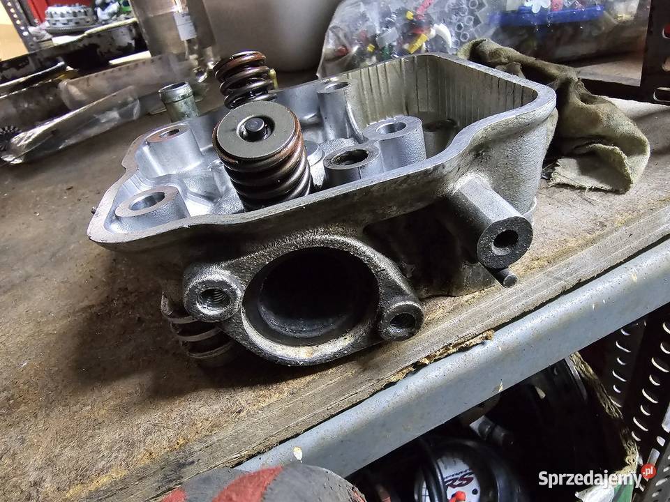 Honda CBR 125 jc34 głowica zawór zawory sprężyna dolnośląskie Jelenia Góra