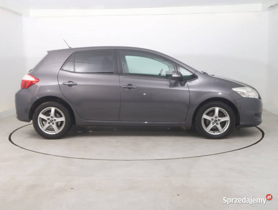 Toyota Auris 16 Valvematic radio Bielany Wrocławskie