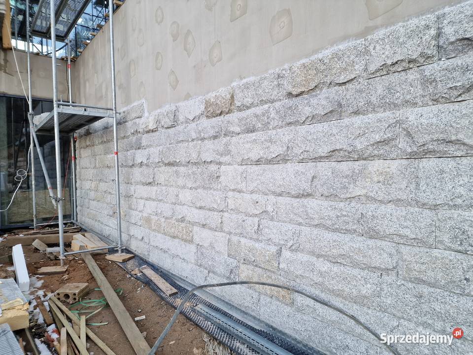 Pasy granitowe boniówka Cegły, bloczki i pustaki Jelenia Góra