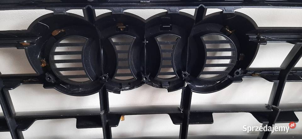 Audi Q5 ll 80A Grill Atrapa chłodnicy Czarna pomorskie