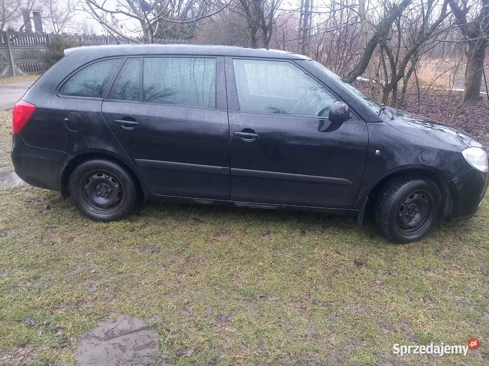 Skoda Fabia Kombi 14 180000km mazowieckie Wyśmierzyce