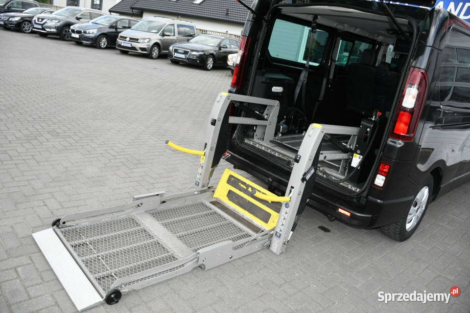 Renault Trafic 16dCi 7osób Winda Do przewozu immobilizer lubelskie Hrubieszów sprzedam