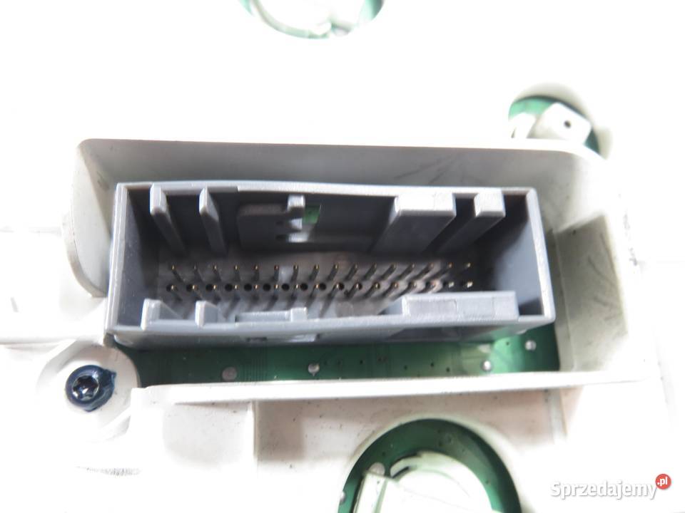 LICZNIK FORD MONDEO MK3 20 TDCi 1S7F10849JF