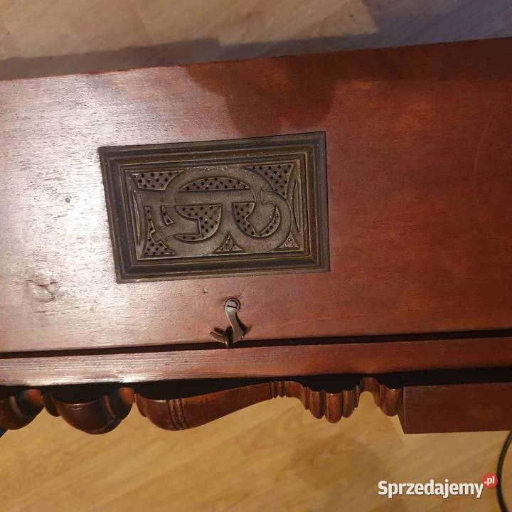 Wielka zdrowa skrzynia do renowacji i Wrocław