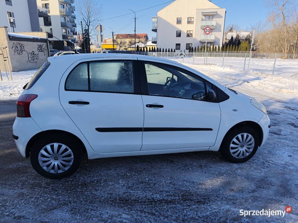 Toyota Yaris Salon Polska 10 2006 122 przebiegu Łuków