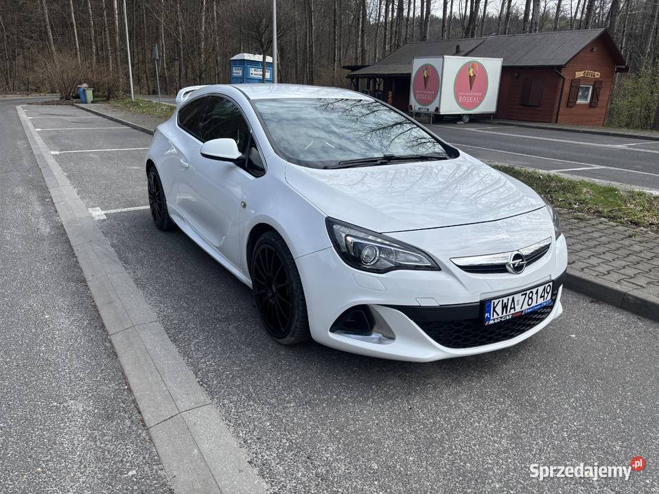 Opel Astra J GTC OPC 20 Turbo benzyna Astra