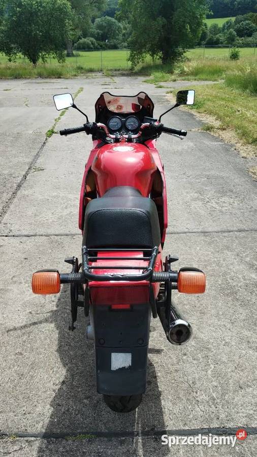 Honda NTV 650 revere