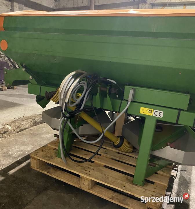 Rozsiewacz AMAZONE M 1001 SBS AMADOS Plus wielkopolskie Kłodawa
