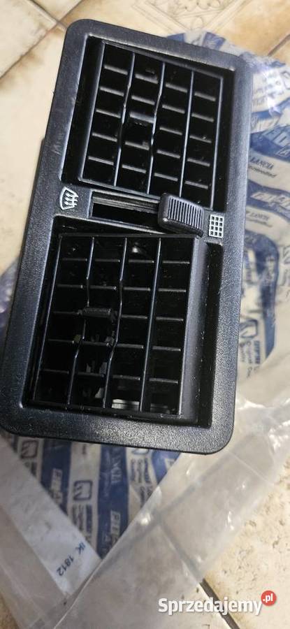 Fiat 126pNowaoryginalna kratka wlotu powietrza osobowe Barlinek sprzedam