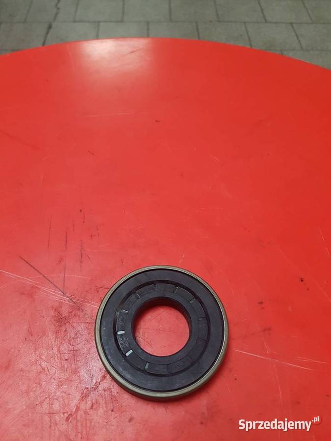 87349657 Uszczelka wałka CNH Holland Sulechów sprzedam