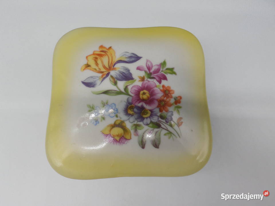 Porcelanowa Szkatułka Puzderko Kwiaty Raszków