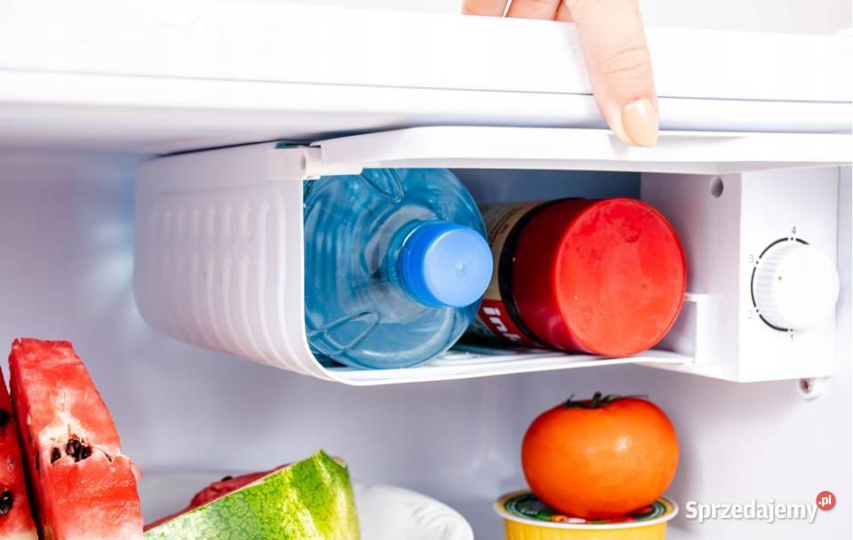 NOWA MAŁA LODÓWKA Z ZAMRAŻALNIKIEM BIUROWA 45cm