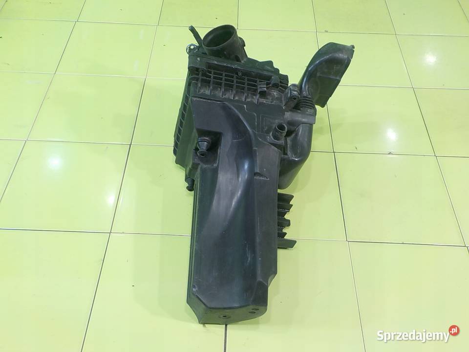 FORD B 10 B 12r 5D obudowa filtra powietrza Suków
